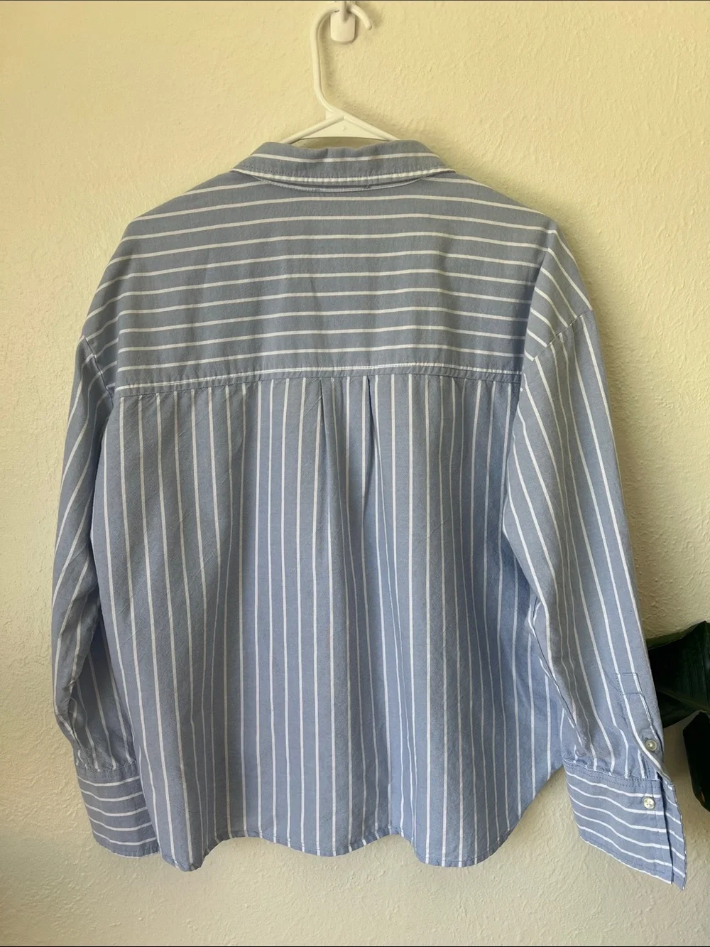 Women’s Blue & White Striped Button-Down Shirt Coastal, Office Chic, casual - Picture 2 of 7